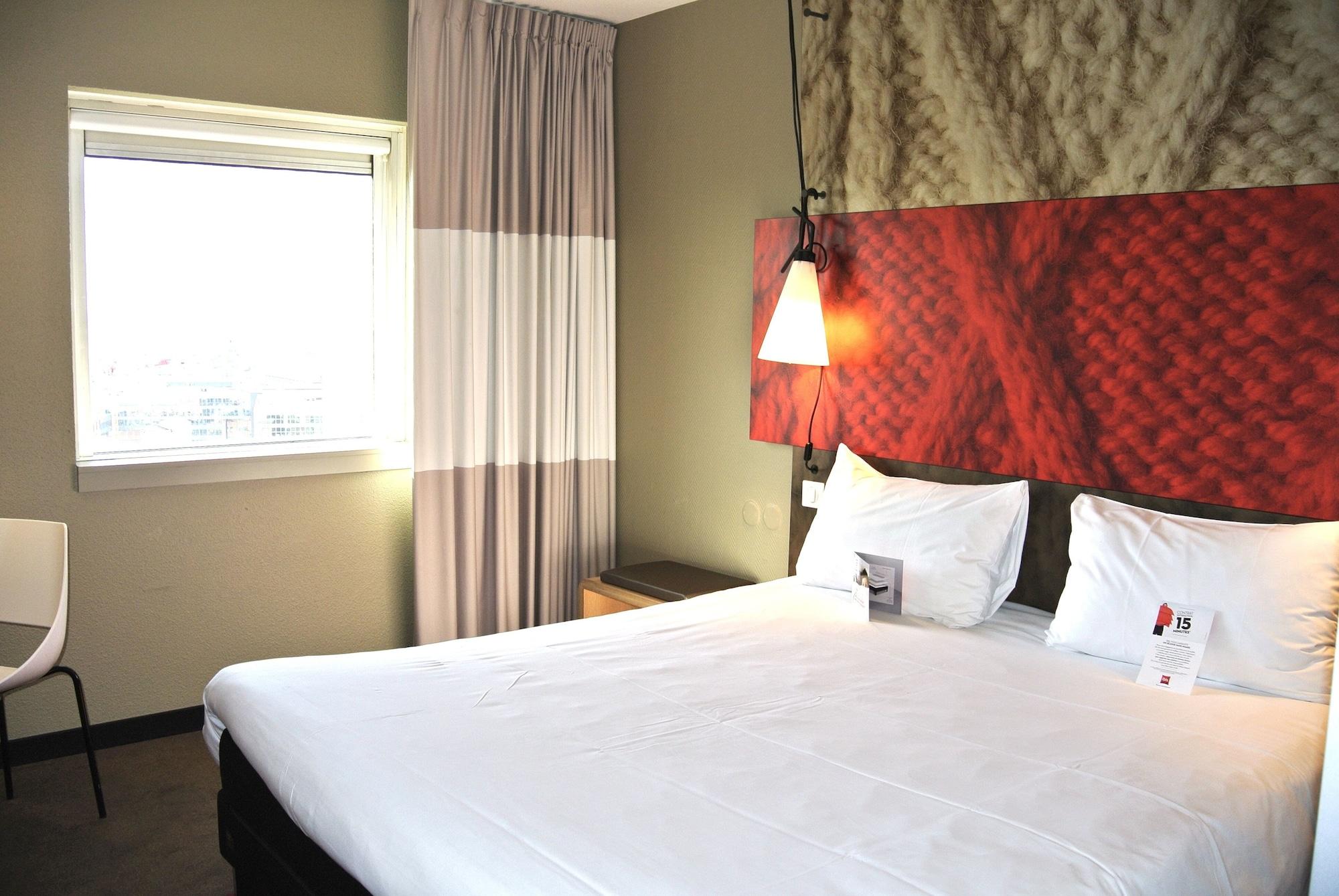 Ibis Paris Porte De Montreuil